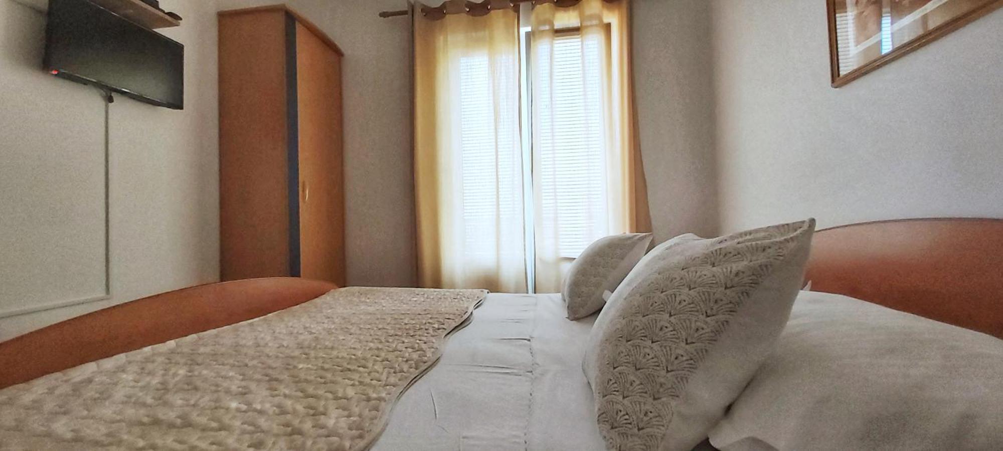 Apartments Jadranka Tucepi Luaran gambar