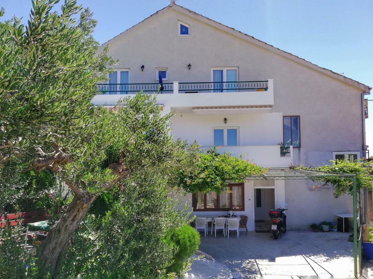 Apartments Jadranka Tucepi Luaran gambar