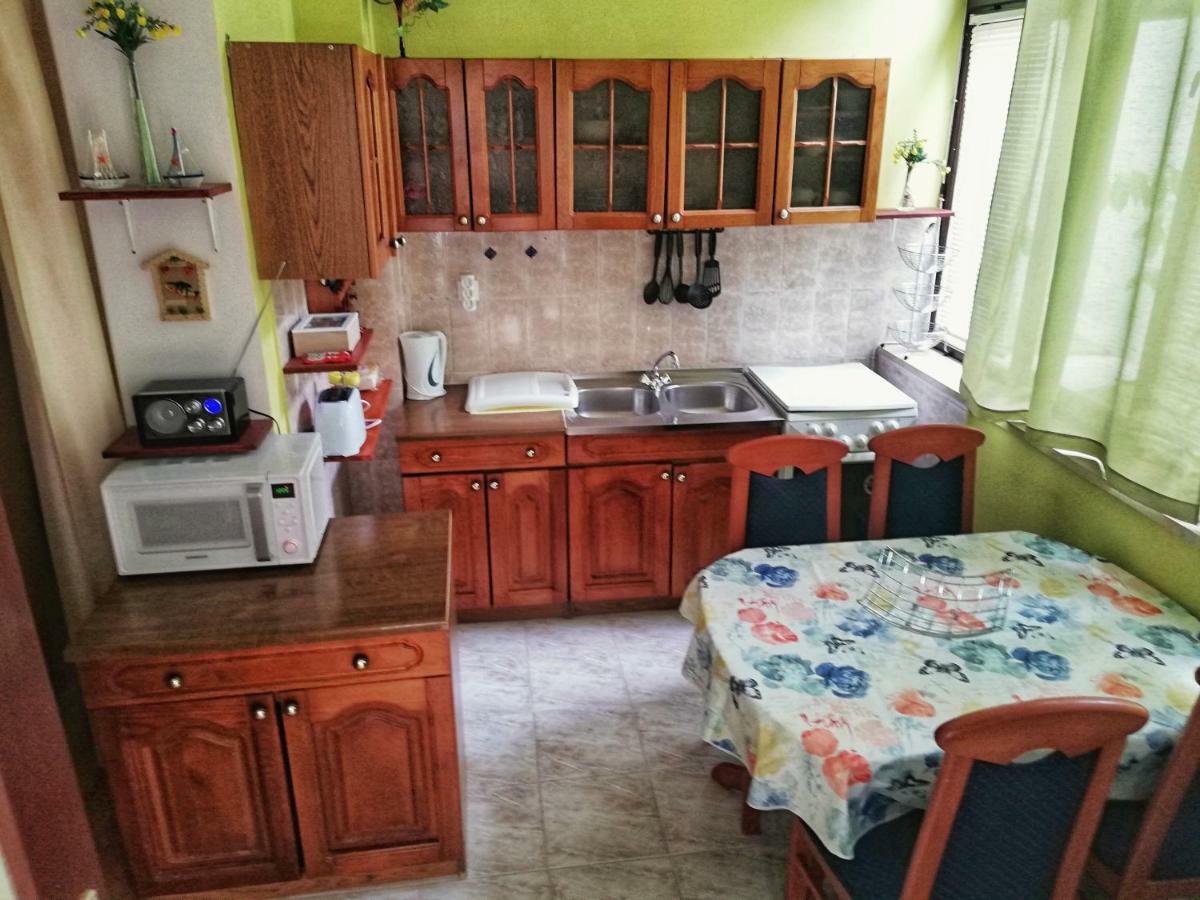 Apartments Jadranka Tucepi Luaran gambar
